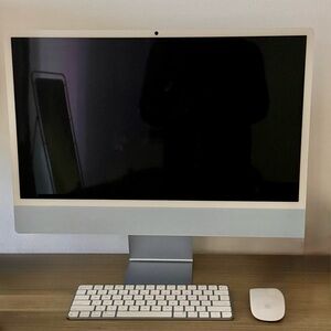 Apple 24” Mac Silver Desktop Computer with Accessories and the Box